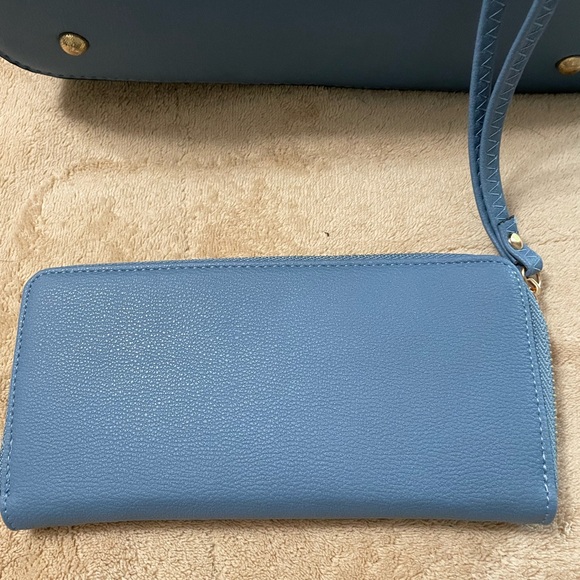 MK Collection Tote with Wallet - Picture 9 of 13